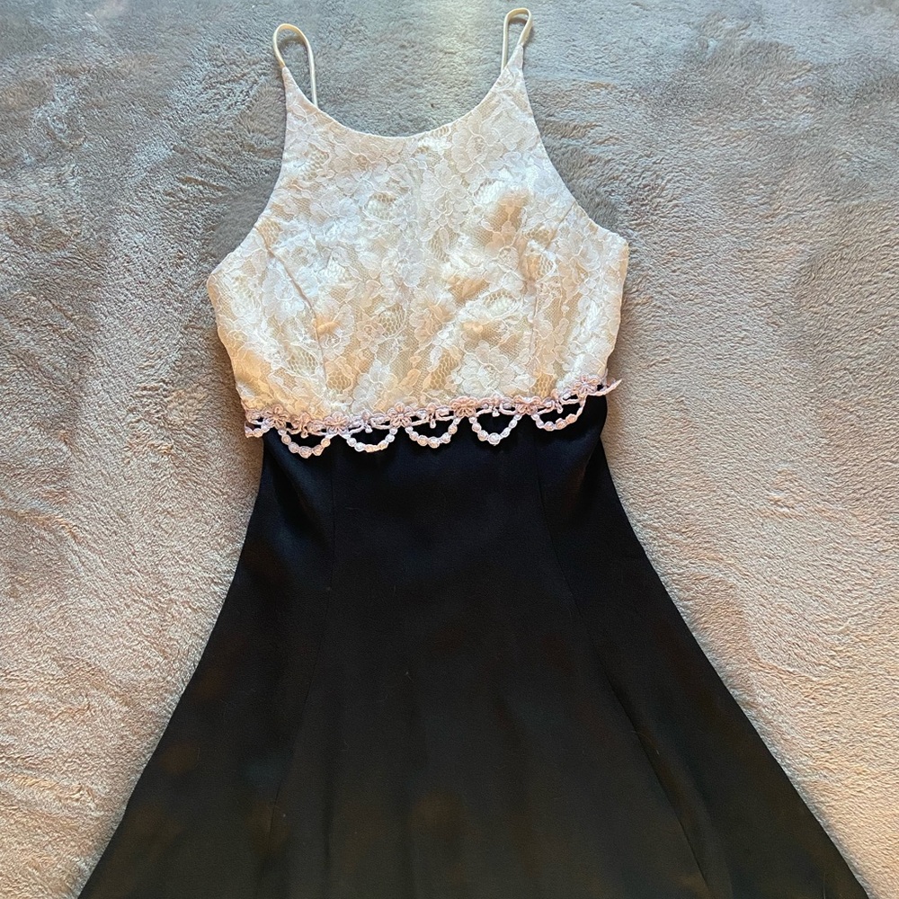 Vintage Jessica McClintock Black And White Lace Dress